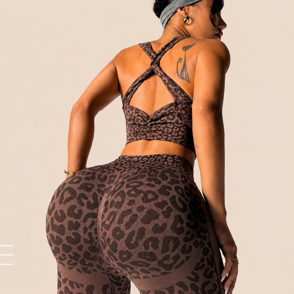 LeopardLuxe Seamless Yoga Set for Women