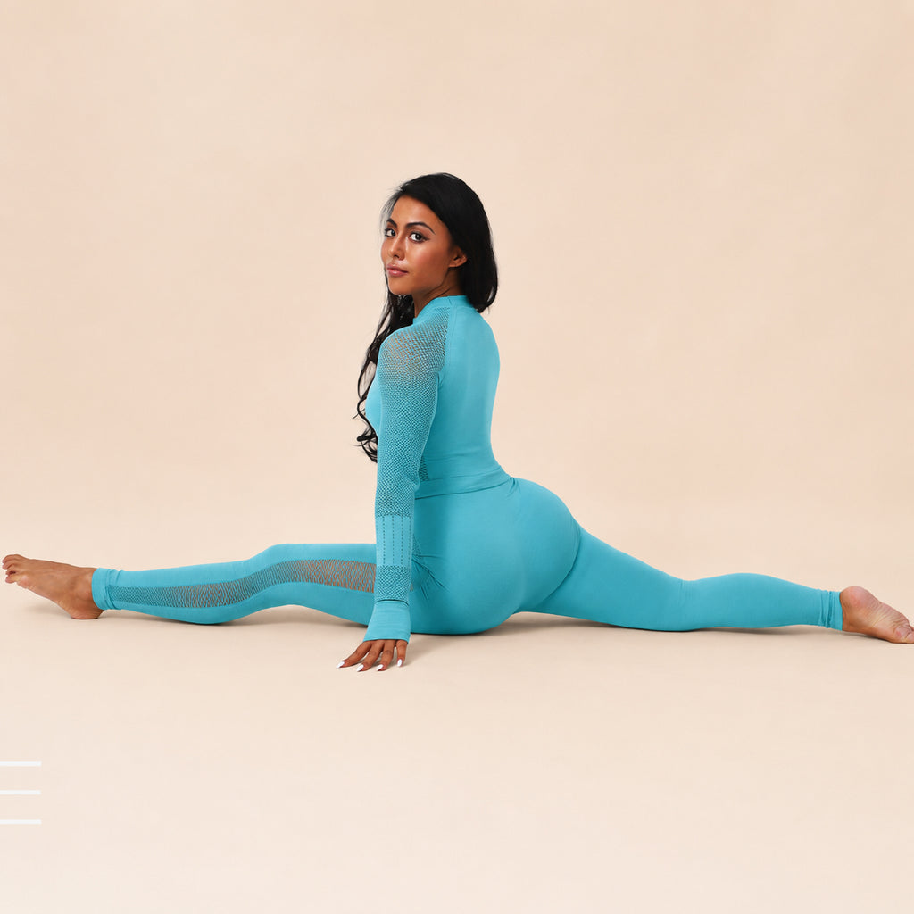 LuxeMotion Seamless Moisture-Wicking Yoga Set
