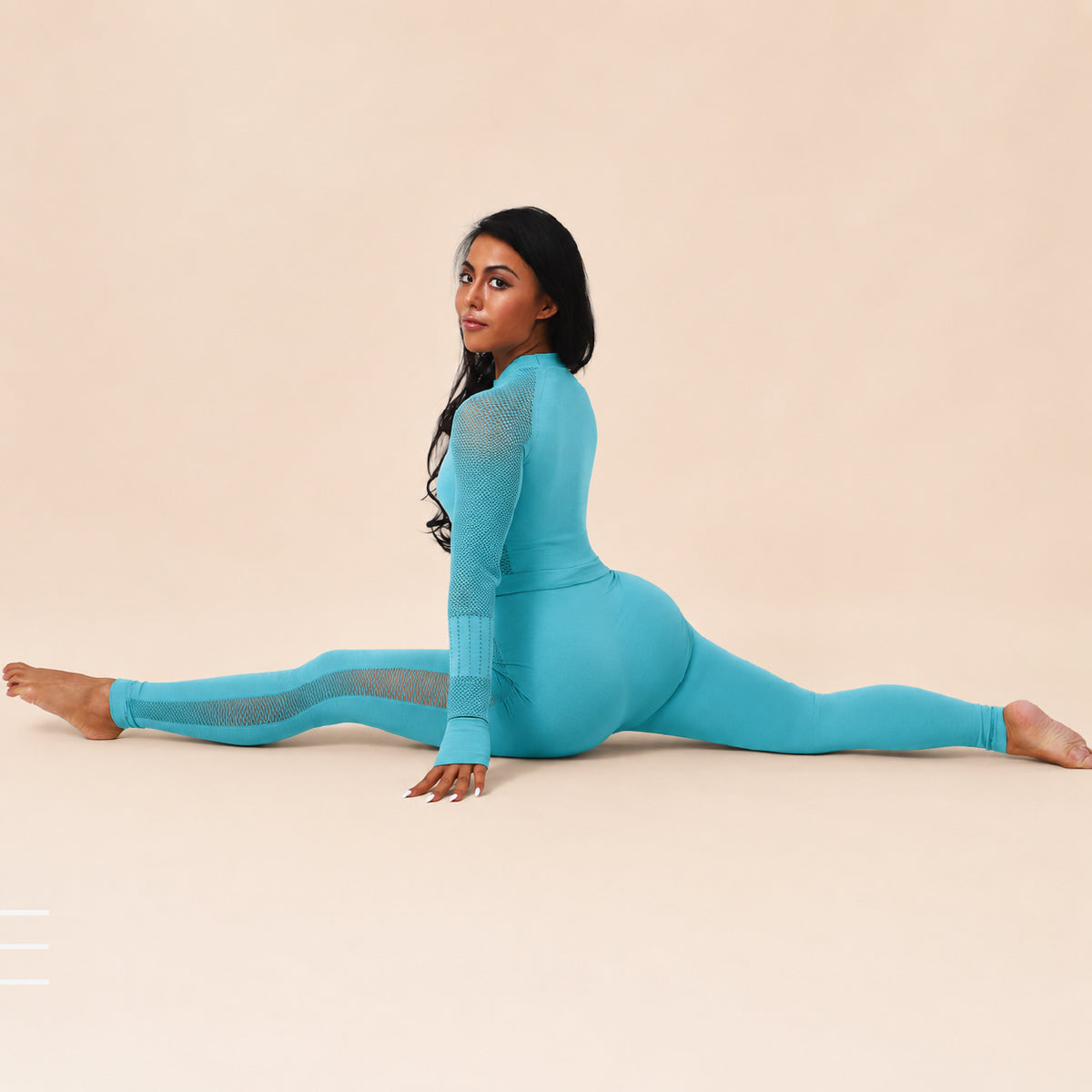 LuxeMotion Seamless Moisture-Wicking Yoga Set