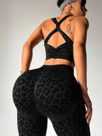 LeopardLuxe Seamless Yoga Set for Women
